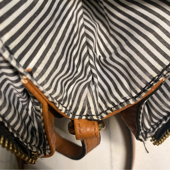 Christian Siriano Crossbody Bag Purse Brown Tan - Picture 12 of 12